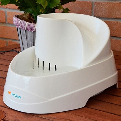 تصویر ظرف آب برقی و تصفیه آب Ferplast برای گربه و سگ مدل Vega Pet Fountain